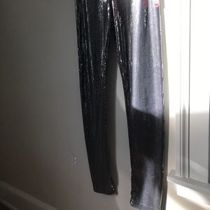 NWT Alice + Olivia Silver Sequin Leggings